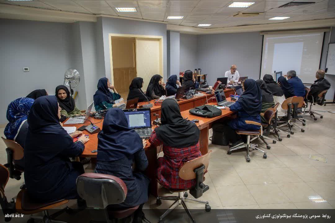 برگزاری دوره آموزشی «InDesign» در پژوهشگاه بیوتکنولوژی کشاورزی-img