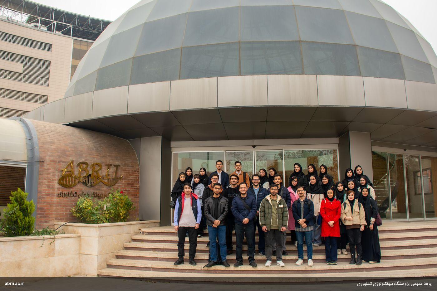 میزبانی پژوهشگاه بیوتکنولوژی کشاورزی از دانشجویان گیاه‌پزشکی در روز دانشجو-img