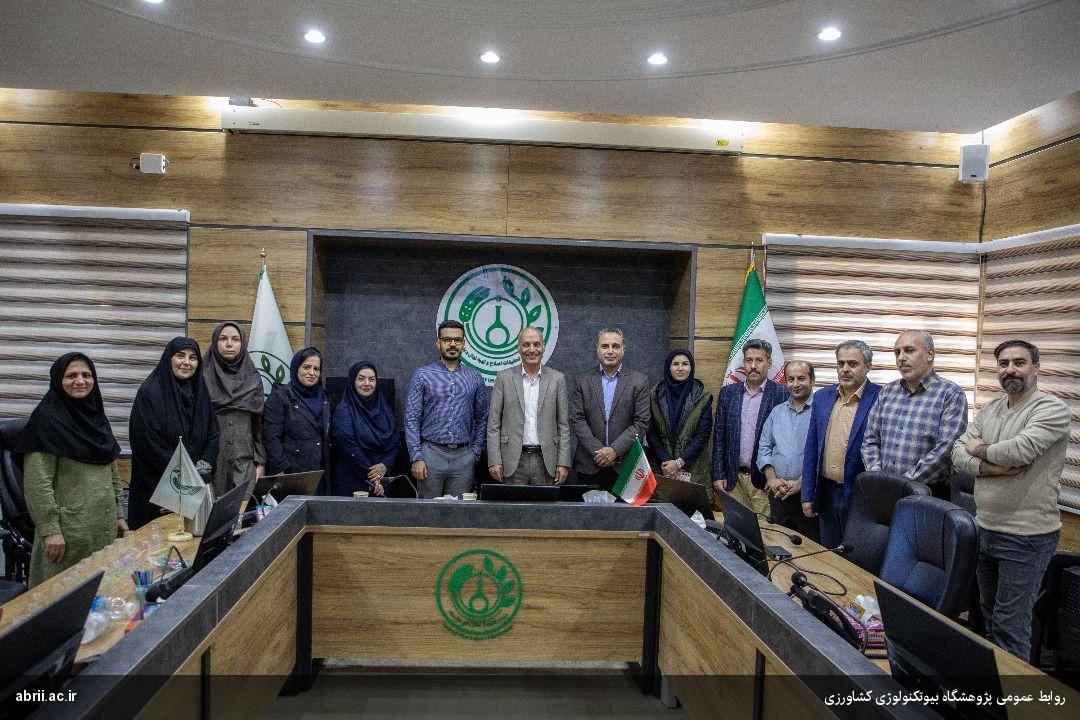 برگزاری کارگاه تخصصی «مهارت‌های تیم‌سازی» در پژوهشگاه بیوتکنولوژی کشاورزی-img