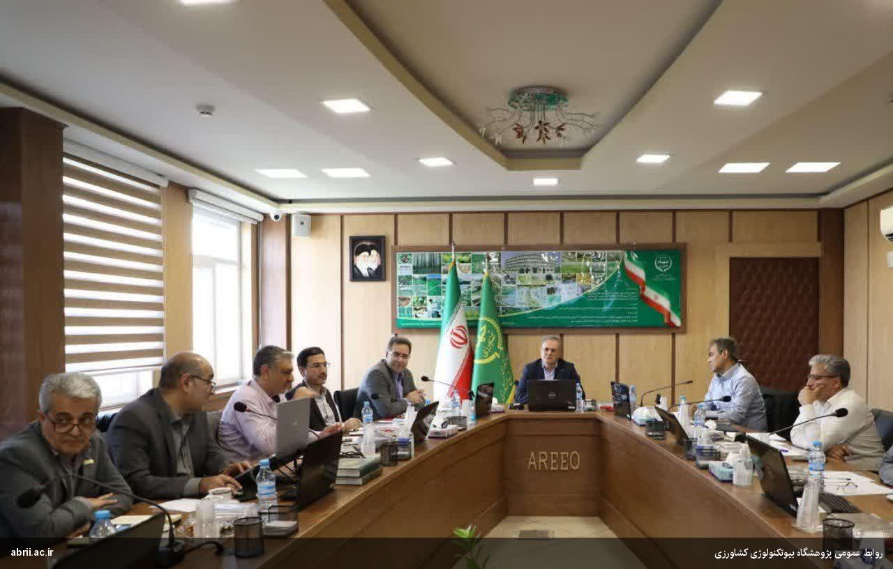 پژوهشگاه بیوتکنولوژی کشاورزی؛ مرجع نوآوری و پیشران پروژه‌های فناورانه ملی-img