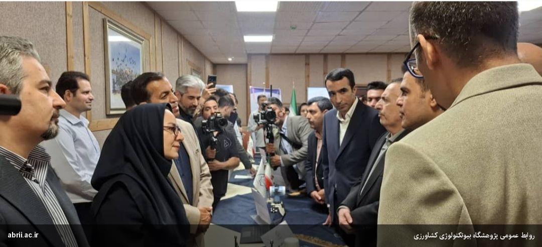 رونمایی از نانوآفت‌کش گیاهی؛ دستاورد همکاری سازنده پژوهشگاه بیوتکنولوژی کشاورزی و بخش خصوصی در مسیر توسعه پایدار-img